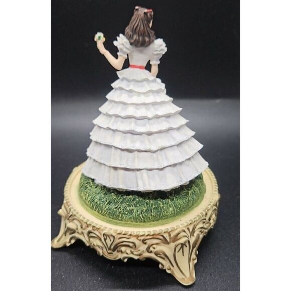 Turner Entertainment "Scarlett's Heritage" Gone With The Wind Figurine - Picture 4 of 5